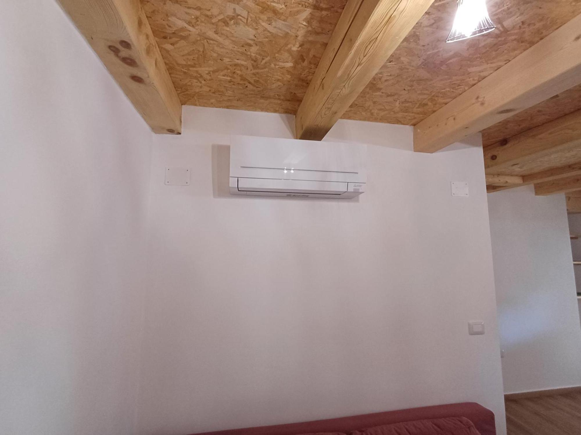 Apartmaji Tanto Malovse Crnice 外观 照片