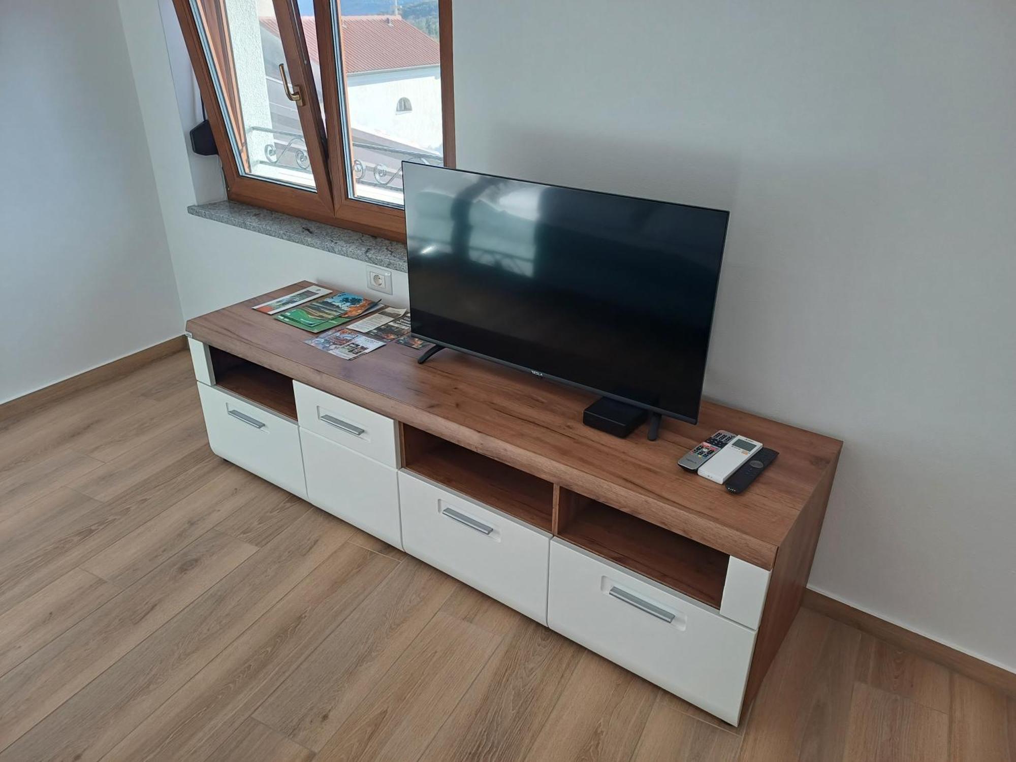 Apartmaji Tanto Malovse Crnice 外观 照片