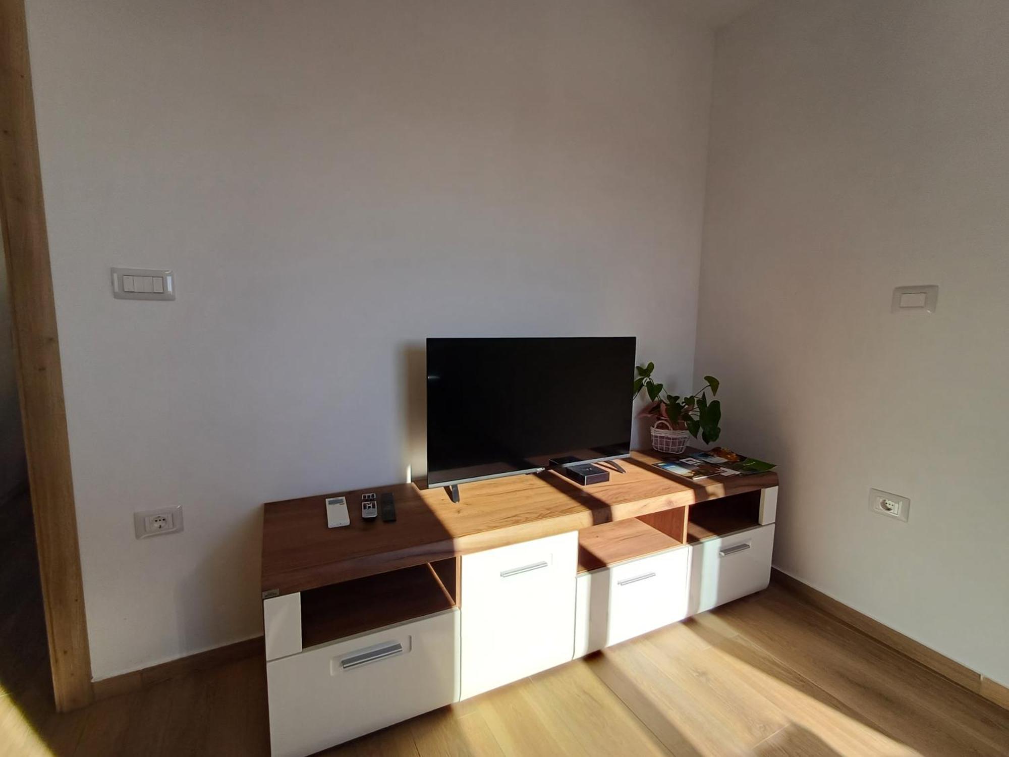 Apartmaji Tanto Malovse Crnice 外观 照片